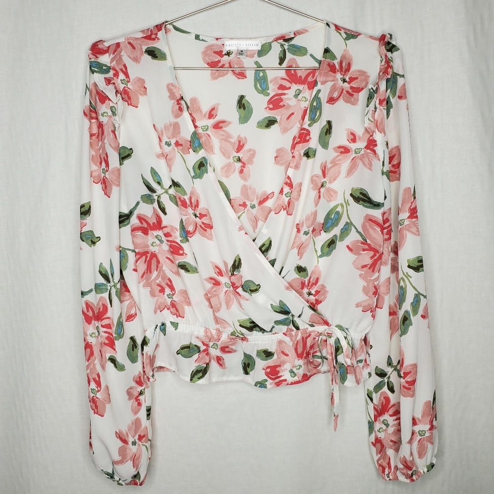 😀 Society + Stitch Floral Wrap Top White Pink M